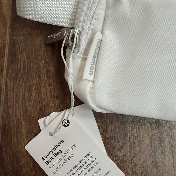 Lululemon White Everywhere Belt Bag - Picture 2 of 4